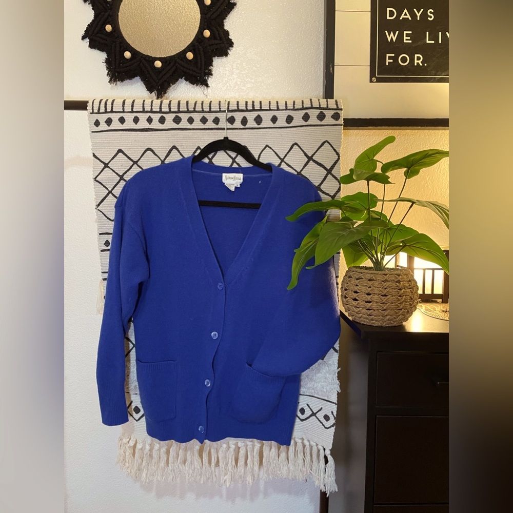 100% cashmere sweater button up size medium